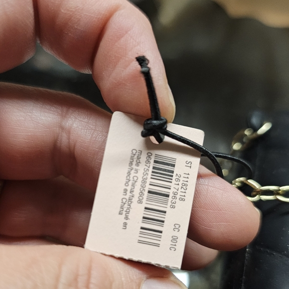 Victoria Secret Black Sanitizer Holder Chevron Style - Picture 8 of 8